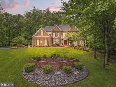 /international/us/8197-cottage-rose-court-fairfax-station-va-110099523604/?lang=zh-tw