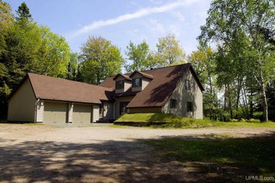 /international/us/19881-lakeshore-ontonagon-mi-110100196629/