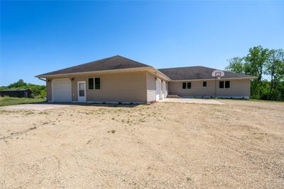 /international/us/w169-evanger-road-independence-wi-110108362345/