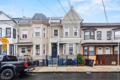 /international/us/93-garside-st-newark-city-nj-110100986977/