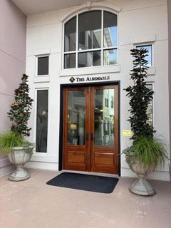 /international/us/498-albemarle-road-charleston-sc-110108269950/