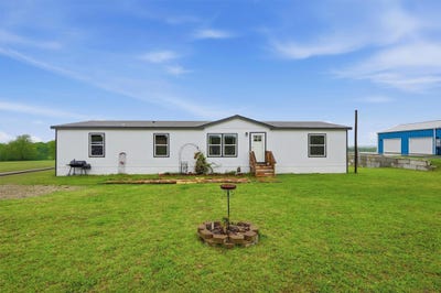 /international/us/587-kentucky-town-road-whitewright-tx-110107896615/