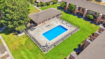 /international/us/3121-w-hood-avenue-kennewick-wa-110108149895/