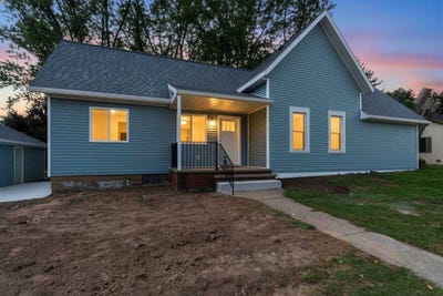 /international/us/119-mckinley-street-kaukauna-wi-110110188041/