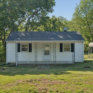 /international/us/8868-rockford-school-rd-gretna-va-110108196993/