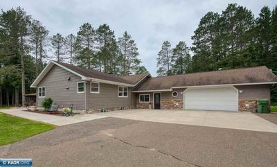 /international/us/3557-haverkamp-rd-hibbing-mn-110100949540/