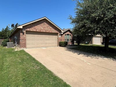 /international/us/236-spring-hollow-drive-saginaw-tx-110099925613/