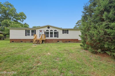 /international/us/107-w-robertson-street-beulaville-nc-110108889433/