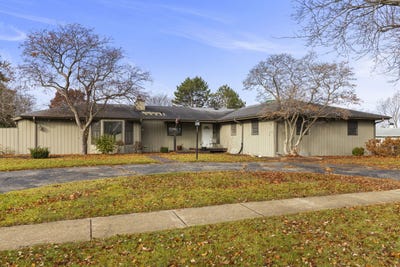 /international/us/10501-cindy-jo-avenue-huntley-il-110110305319/