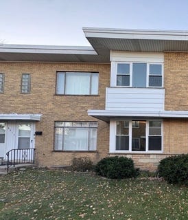 /international/us/4912-crain-street-skokie-il-110108694675/