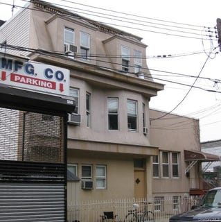 /international/us/2196-mcdonald-avenue-brooklyn-ny-110120041644/