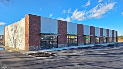 /international/us/8920-patriot-highway-fredericksburg-va-110106273247/