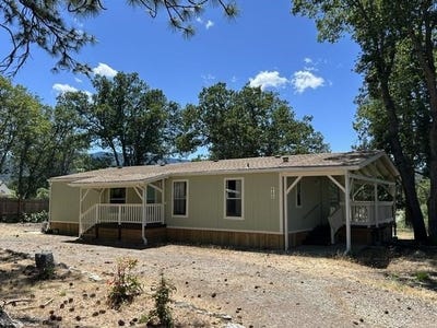 /international/us/400-schantz-rd-yreka-ca-110109068813/