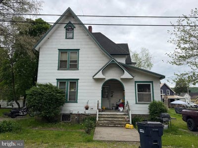 /international/us/406-dwight-street-coudersport-pa-110108252468/