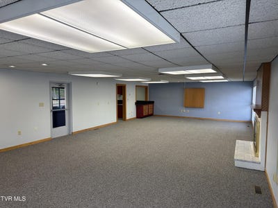 /international/us/1112-tusculum-boulevard-greeneville-tn-110106982784/