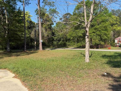 /international/us/beech-avenue-gretna-fl-110106813524/