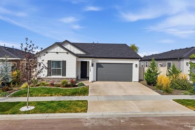 /international/us/11168-w-helenium-drive-star-id-110120413009/
