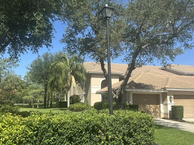 /international/us/3715-buttonwood-way-unit-1711-naples-fl-110099188416/