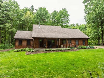 /international/us/14264-township-road-467-lakeville-oh-110108377737/