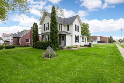 /international/us/502-5th-ave-clarence-ia-110100055150/