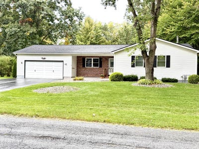 /international/us/10-pheasant-walk-queensbury-ny-110110388843/
