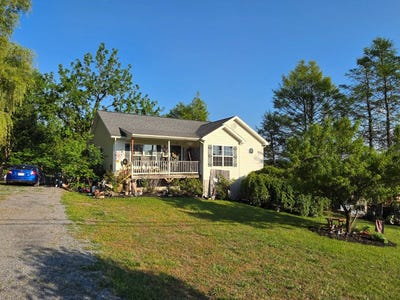 /international/us/137-hedrick-dr-petersburg-wv-110108151339/