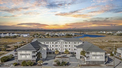 /international/us/1507-n-new-river-drive-surf-city-nc-110105392740/