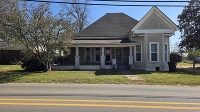 /international/us/207-w-central-street-warren-ar-110107051942/