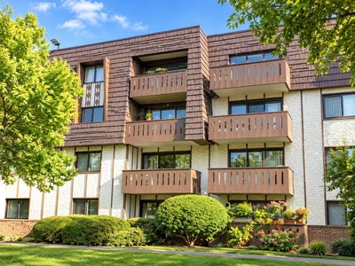 /international/us/13200-w-heiden-circle-lake-bluff-il-110120772696/