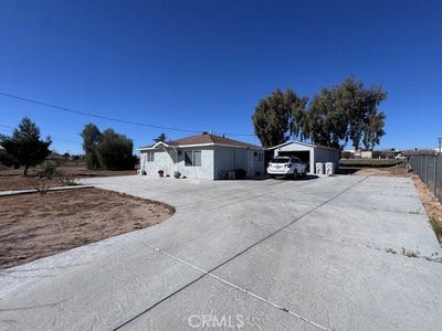 /international/us/11918-hemlock-hesperia-ca-110107060784/