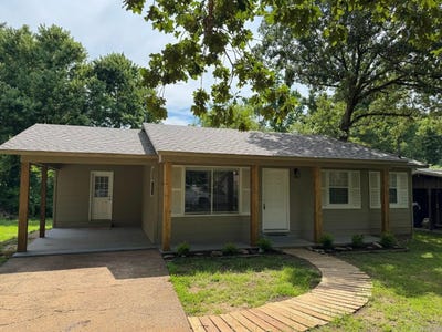 /international/us/128-hiawatha-drive-cherokee-village-ar-110100728747/