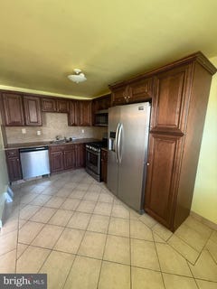 /international/us/1540-hermesprota-drive-sharon-hill-pa-110110321529/
