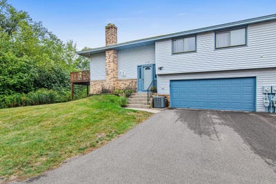 /international/us/1718-woodgate-lane-eagan-mn-110110322706/