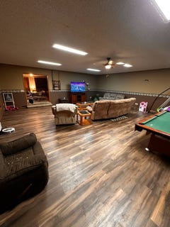 /international/us/520-s-valley-st-francis-ks-110104011401/