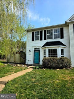 /international/us/22098-saint-inigoes-court-great-mills-md-110107201810/