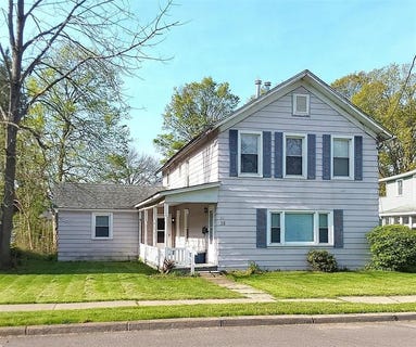/international/us/38-george-st-owego-ny-110107934124/