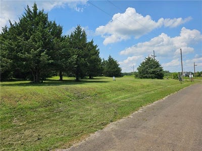 /international/us/choctaw-lane-lot-140-0000-mclouth-ks-110119306498/