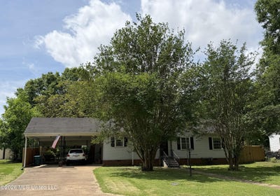 /international/us/323-hightower-street-sardis-ms-110108190612/