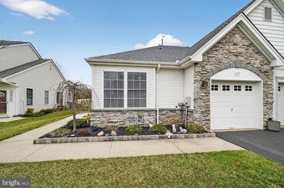 /international/us/137-burholme-drive-hamilton-nj-110106586727/