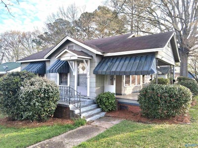 /international/us/512-elm-avenue-gadsden-al-110106560803/