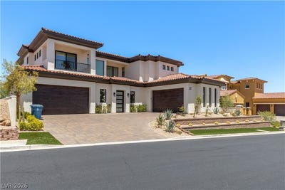 /international/us/22-via-siena-place-henderson-nv-110106447534/