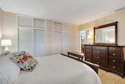 /international/us/16790-ne-14th-avenue-miami-fl-110098748773/?lang=zh-cn