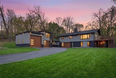 /international/us/1375-cherry-place-orono-mn-110107821156/