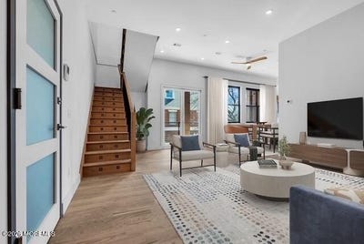 /international/us/42-monmouth-street-red-bank-nj-110106817970/
