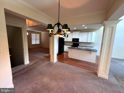 /international/us/623-saint-james-court-langhorne-pa-110101014514/?lang=en