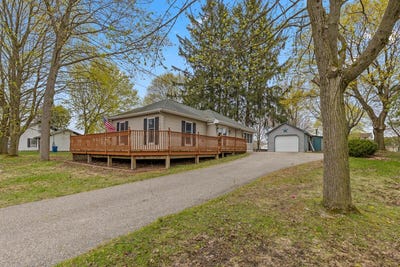 /international/us/308-niles-street-lakeview-mi-110099180918/