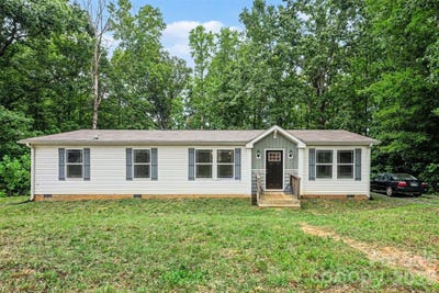 /international/us/2998-wilderness-trace-claremont-nc-110119558400/
