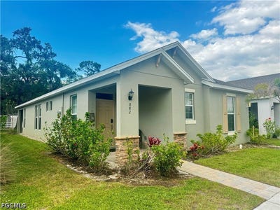 /international/us/882-friendship-circle-labelle-fl-110107605105/