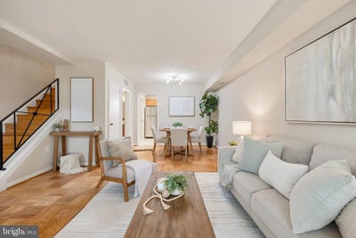 /international/us/2312-n-dearing-street-alexandria-va-110108383229/
