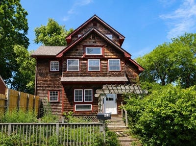 /international/us/825-high-street-fulton-mo-110108416049/